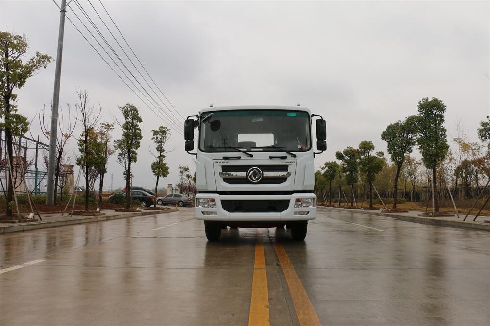 東風D9（3950，玉柴200）國六 內飾照片圖